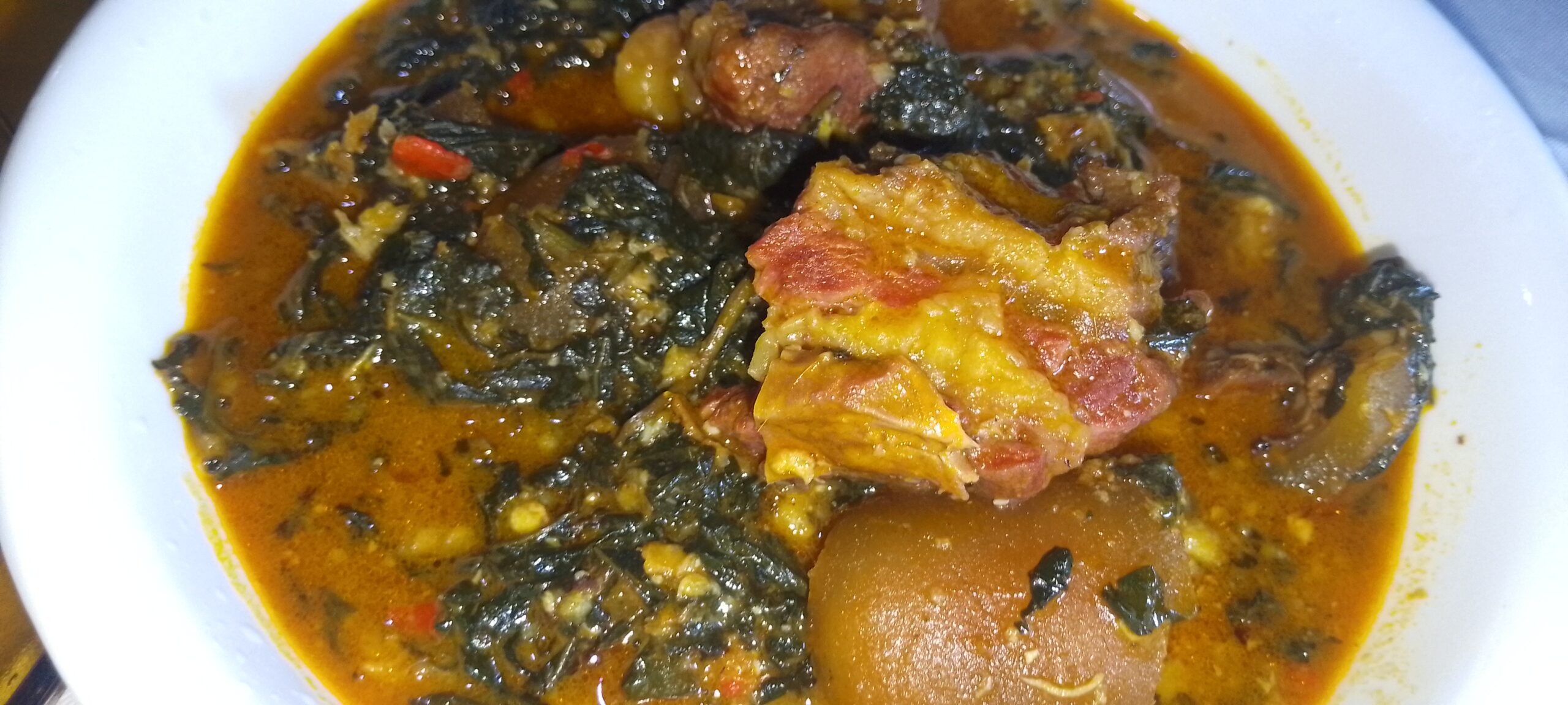 how-to-cook-bitterleaf-soup-featured-image
