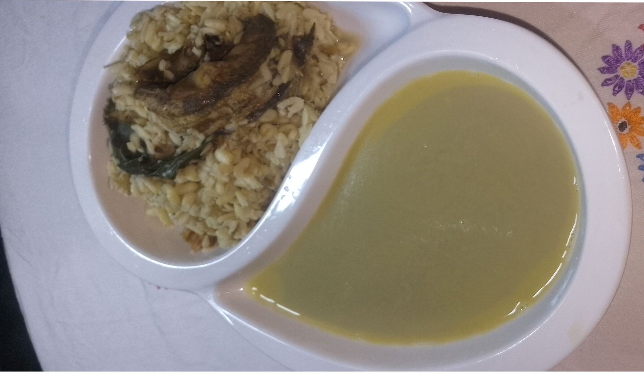 whitie-ukwa-served-with-the-broth